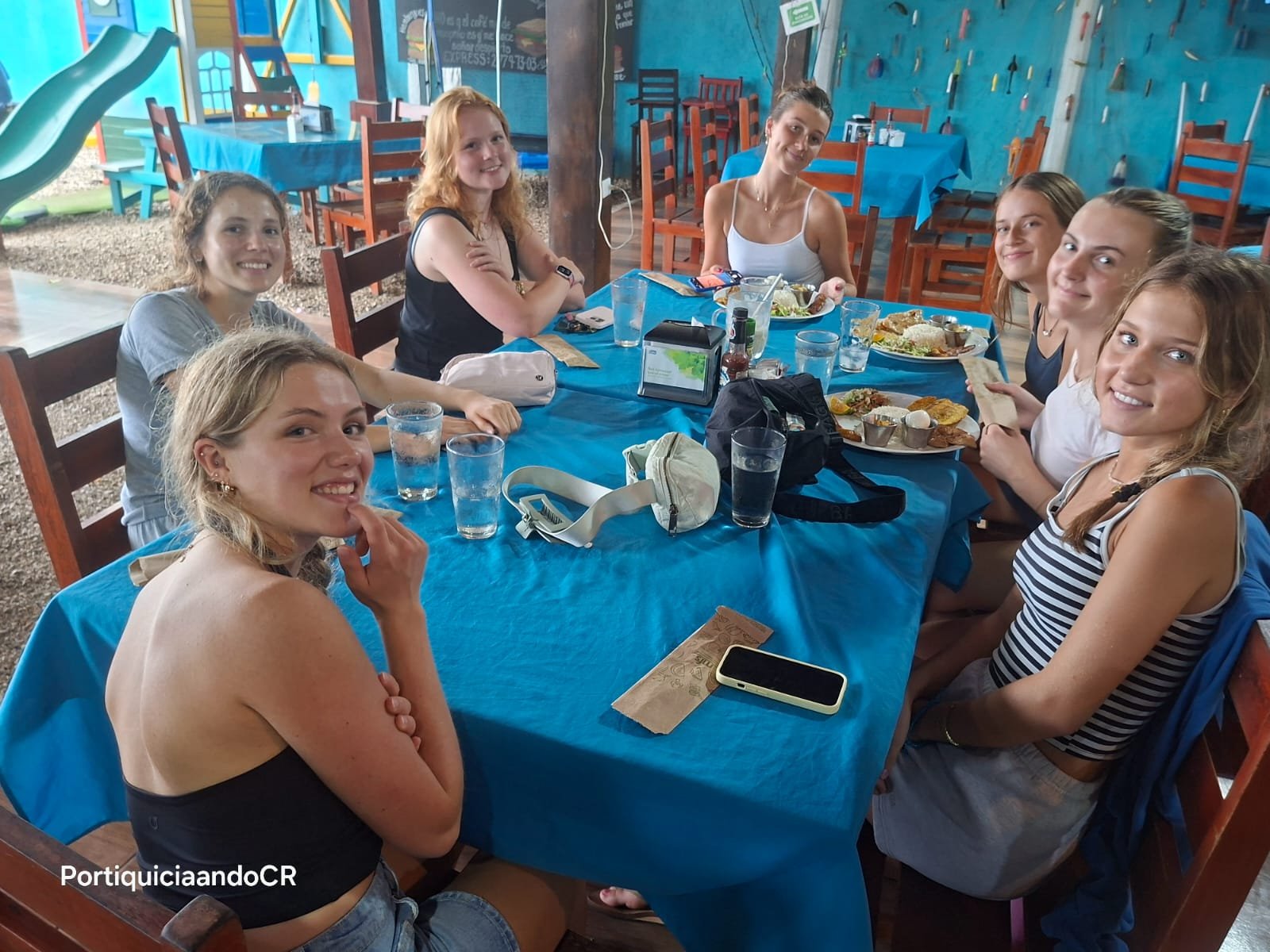 Shared shuttle transportation lunch stop costa rica